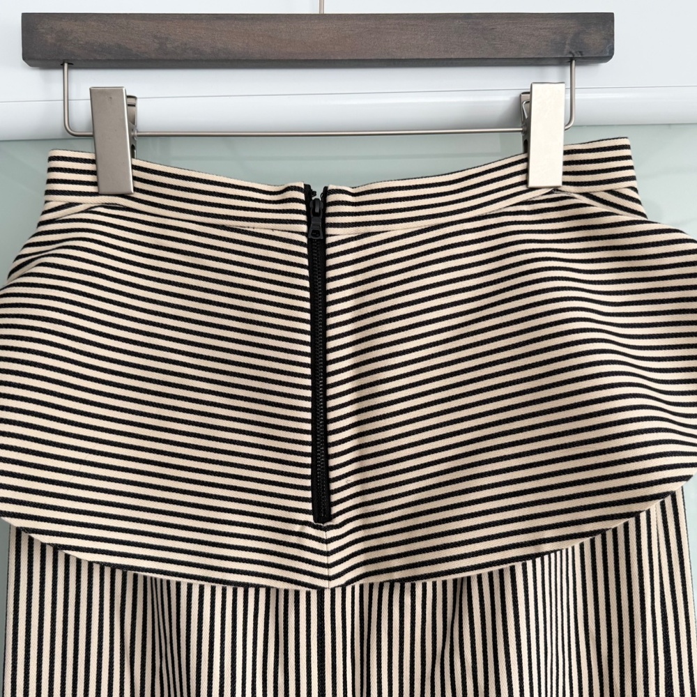 Alice + Olivia Midi Skirt - Picture 6 of 7